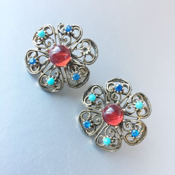 Blue Red Floral Filigree Clip on Earrings Vintage Jewelry - Picture 4 of 8